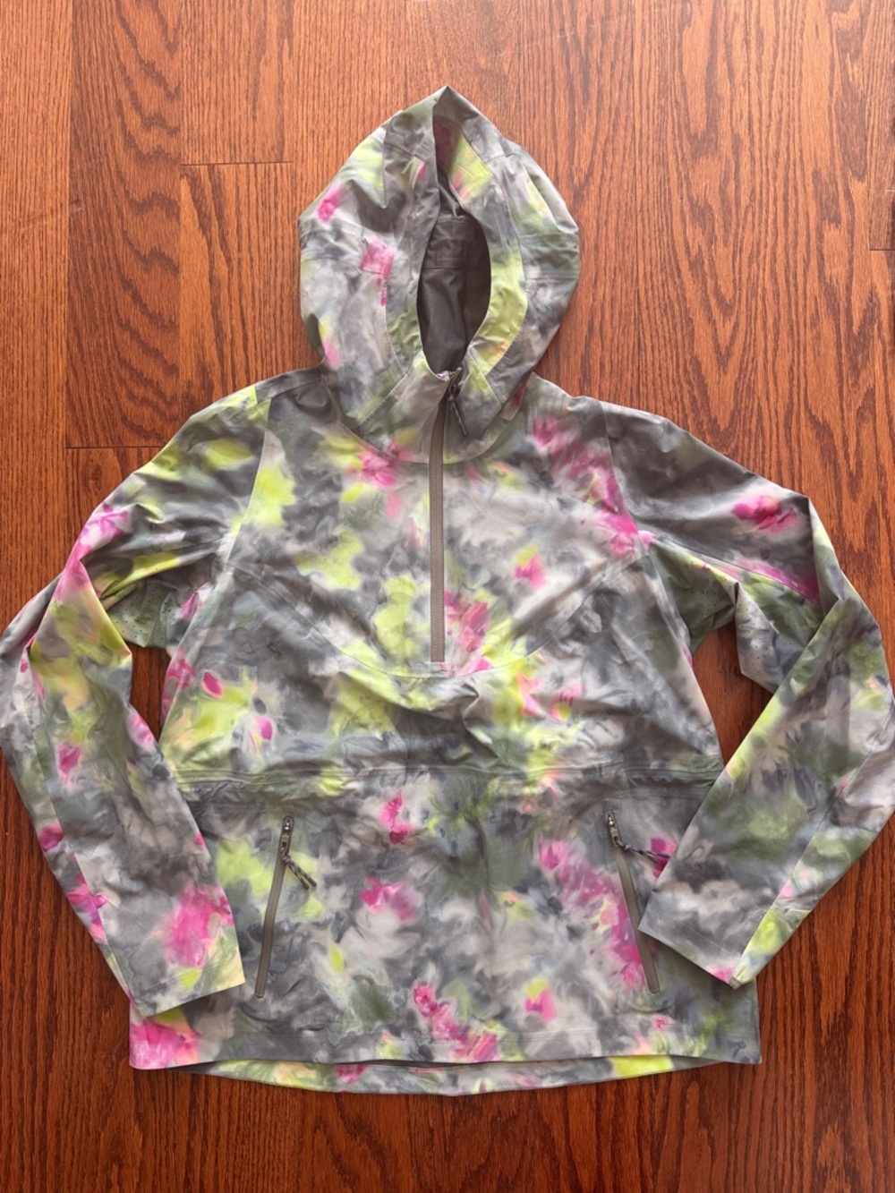 Lululemon Stretch Waterproof Hiking Half Zip Pullover Jacket Hyper Dye Multi 6! - Picture 4 of 10